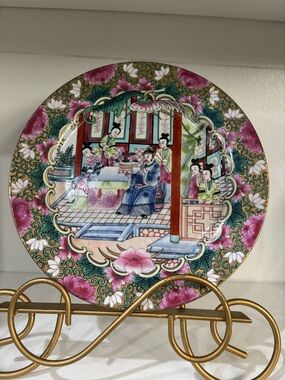 Vintage porcelain Chinese rose medallion famille decorative plate